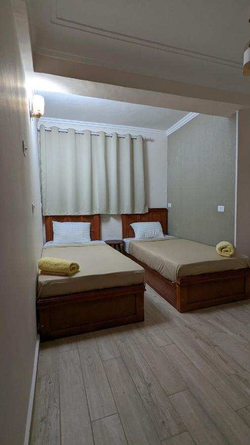 Champollion Hostel Caïro Buitenkant foto